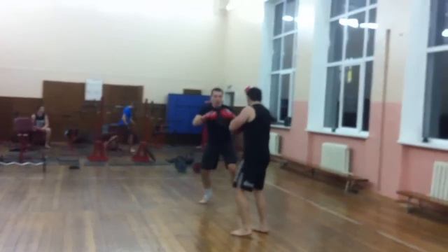 Селезнев Артем работа на лапах 2 смотреть онлайн