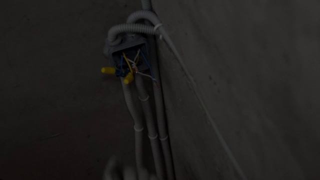 Монтаж распределительной коробки и как соединить провода