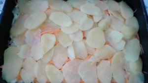 Сочная горбуша с овощами в духовке