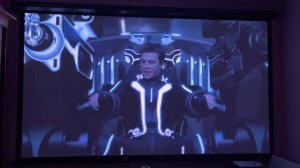 Hisense Vidda C1 135" FullHD SDR белый экран