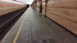 Станция метро Спасская