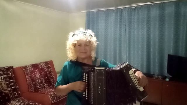 Песня под гармонь "Я пройдусь по полю босиком"