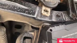 Пуско-зарядное устройство UTRAI Jstar One 1600A VS Lexus LX 470