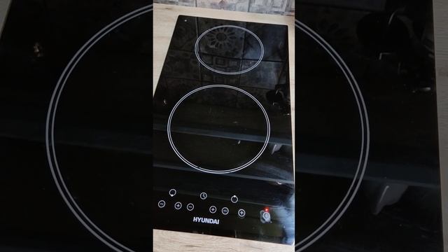 ОПАСНО ДЛЯ ЖИЗНИ! Варочная панель Hyundai HHE 3250 BG, хватило на полгода редкой эксплуатации. смотреть онлайн