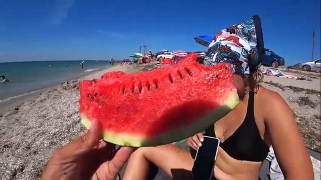 ОТДЫХ в КРЫМУ 2020. Путешествия по крыму - БАКАЛЬСКАЯ КОСА. САМЫЕ КРАСИВЫЕ МЕСТА! смотреть онлайн