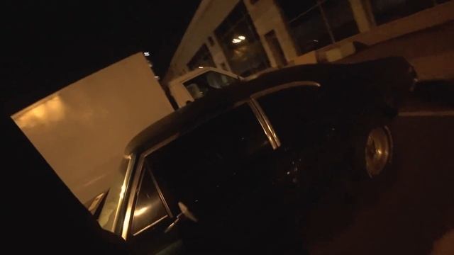 Вышел только, чтобы отбить аренду смотреть онлайн