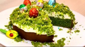 Бисквитный торт из шпината на Пасхальный стол.