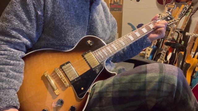 Gibson 薄いレスポールカスタム！？Les Paul Classic Custom Lightの実力とは？？ смотреть онлайн