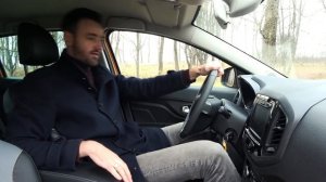 Как едет Лада Х Рей Кросс бесступенчатая автоматическая трансмиссия тест-драйв Автопанорама