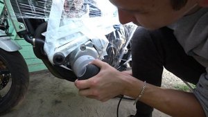 КАК УБРАТЬ ЦАРАПИНЫ С МОТОЦИКЛА ?