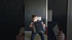 Дубов Станислав- баян "В землянке"