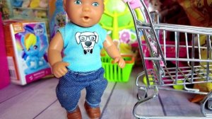 А4 ЛАВАЛАВА ВСЯ ЕДА ДЛЯ БЕДНОЙ МАМЫ? Катя и Макс веселая семейка! Смешные куклы сериал Даринелка ТВ