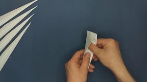 Длинные когти из бумаги, легкое оригами. Long claws made of paper, light origami.