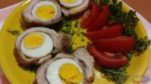 Куриные рулетики с яйцом