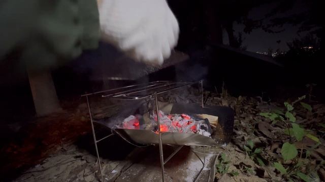 ENG|새로 생긴 캠핑장에서 나홀로 백패킹/피순대 먹방/숯불에 쫀디기 구워먹기/데카트론 트랙 100 텐트