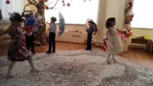 Алисочка , танец "теплые лужи"