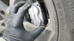 Lexus Lx570 Скрип при торможении. Одна из причин - подкусывание поршней суппортов. Заметки.