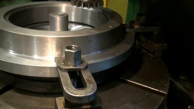 Настройка зубодолбежного станка модели 5В150 внутренний зуб