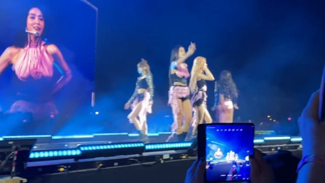 BLACKPINK - Kick it @ Coachella 2023 (fancam)
