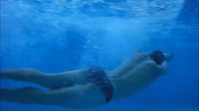 СКОЛЬЖЕНИЕ ПОД ВОДОЙ