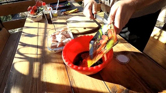 КУРИНЫЕ КРЫЛЬЯ НА МАНГАЛЕ смотреть онлайн