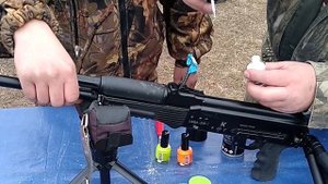 Сайга-308 - КРАСИМ мушку и целик светоотражающим лаком в полевых условиях.