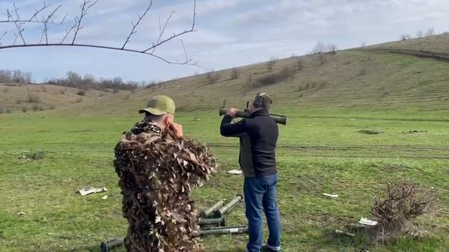 Очередная партия гум. помощи... от "САМАРЫ"
Обучение не прекращается  ...