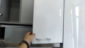 15 - Угловая кухня с МДФ фасадами в алюминиевом профиле