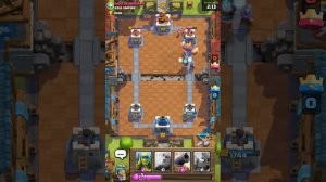 ИГРАЮ ОПЯТЬ В CLASH ROYALE))