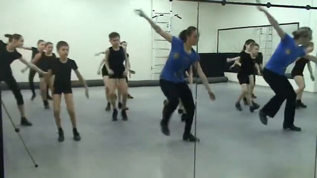 Танцювальний нарис))) 3 клас ШСХ РМ ПДМ (2) смотреть онлайн