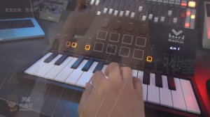 My design MIDIPLUS Vboard 25 folding midi keyboard