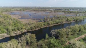 Сбросной канал и остров Пустынный в окрестностях Балаково ...