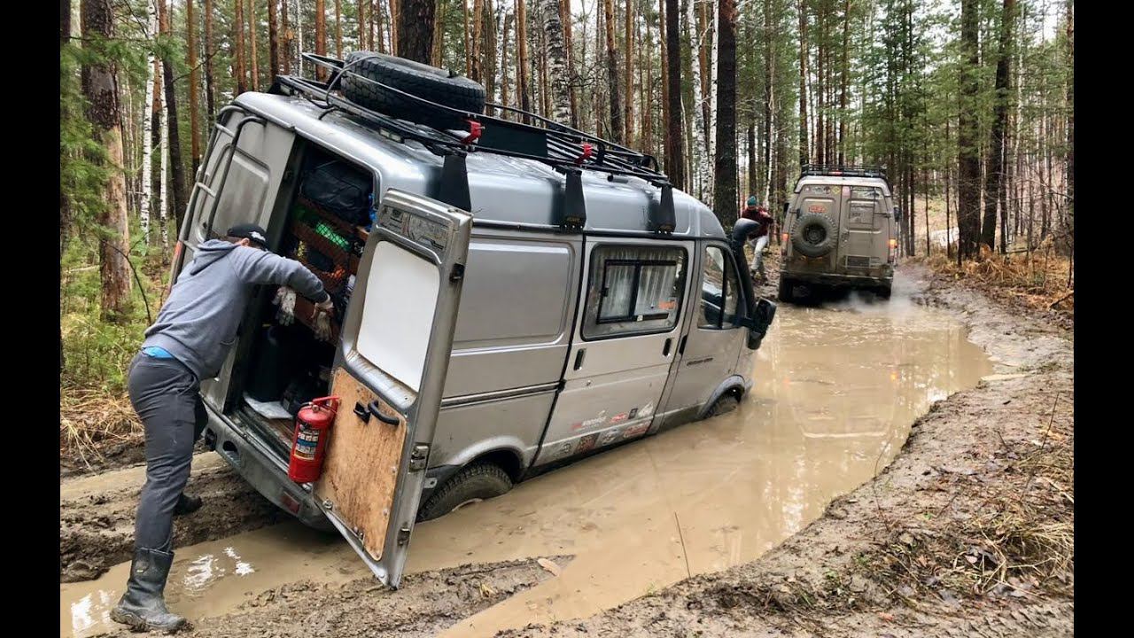 На двух Соболях 4х4. Урал. Бажовские места Марков камень. Много воды, разборт, динамка, поломка.