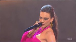 Hilary Duff - Stranger (Live in HD)