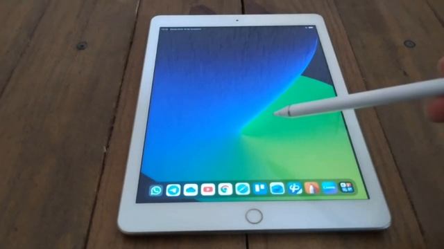 Venda - iPad 5th A1822 128gb Com Caneta, Película E Capa Protetora смотреть онлайн