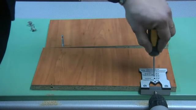 Мебельный кондуктор МК 09, Черон Для эксцентриковых стяжек смотреть онлайн