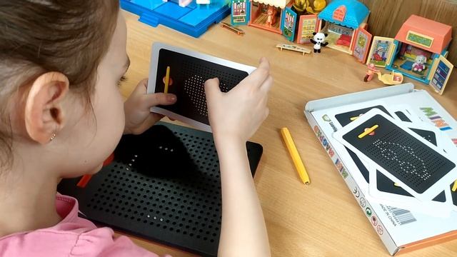 Играем с магнитным планшетом MINI MAGPAD Magnetic Education Toys. смотреть онлайн