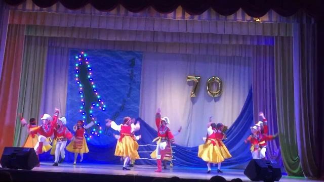 Деревенские забавы смотреть онлайн