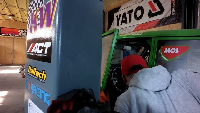 ? Симулятор механика в реальной жизни | Рукожоп Соний и Гриня пытаются разобрать дрифт корч смотреть онлайн