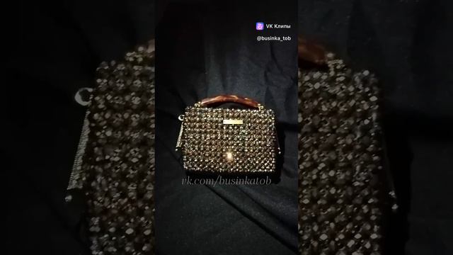 Сумочка из хрустальных бусин на фермуаре 🪩✨🌟💐 смотреть онлайн