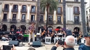 Sant Andreu Jazz Band play 'Easy Money' at their concert and dance event - Placa Reial, Barcelona.