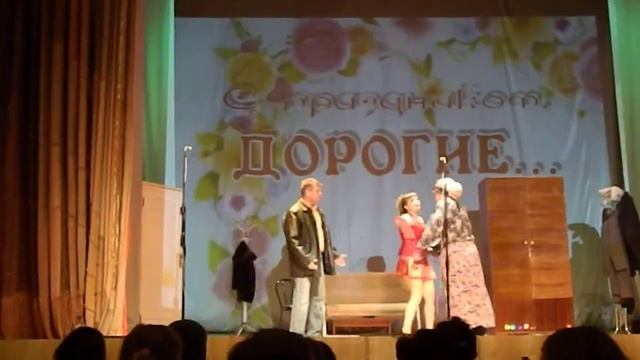 Бабушка и собес " Малыш пойдем гулять по крышам собеса" смотреть онлайн