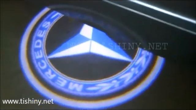 Подсветка Mercedes в двери автомобиля смотреть онлайн