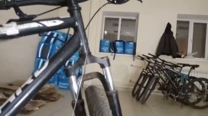 Задний переключатель 2. Установка манетки и троса.