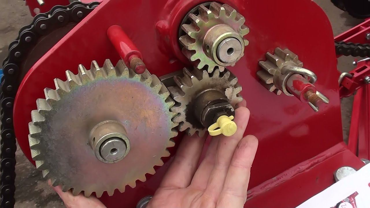 Междурядный культиватор КРН 5,6 - Изменение норм внесения удобрений. смотреть онлайн