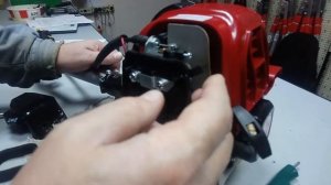 Почему бензокоса не развивает оборотов?