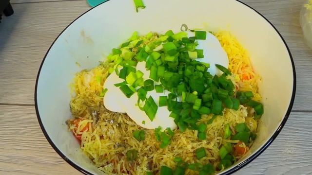 #24 ЭКОНОМНЫЙ-ПРАЗДНИЧНЫЙ СТОЛ за 1000 рублей ,из Одной КУРИЦЫ! Салаты! Закуска! Горячее! Вкусно, смотреть онлайн