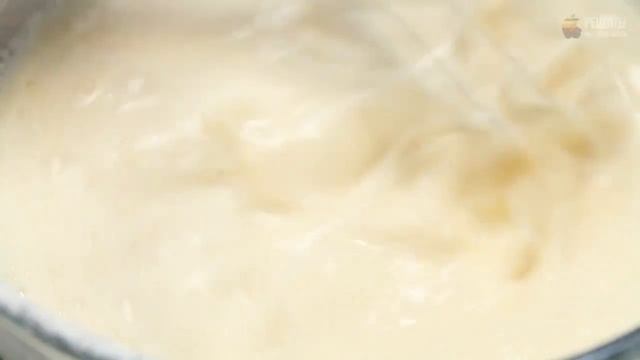 ШОКОЛАДНЫЕ БЛИНЧИКИ С ШОКОЛАДОМ И ОРЕХАМИ смотреть онлайн