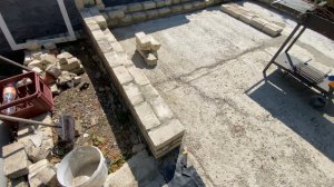 ДВА РЯДА ИЗ КИРПИЧА ВЫХОЖИЛ, СТРОЙКА ПРОДОЛЖАЕТСЯ