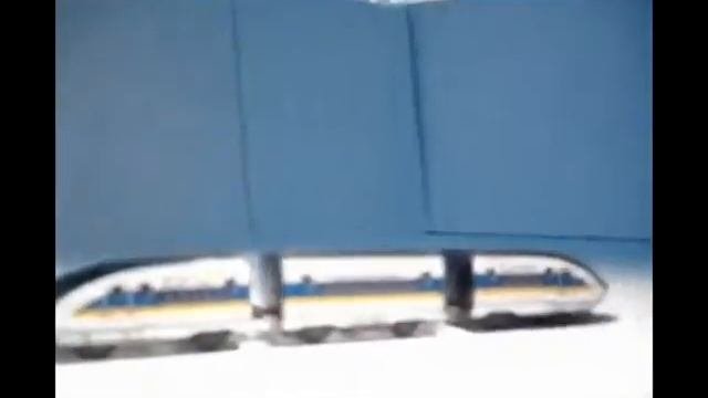 Поезд на солнечных батарейках